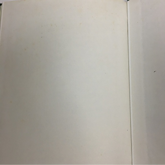 VINTAGE 1986 Small World Classroom Reading Book Homeschooling Library Level 7 - Picture 12 of 15